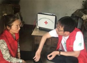 <b>潍坊阳光中医针灸学校凌河镇普光村爱心行</b>